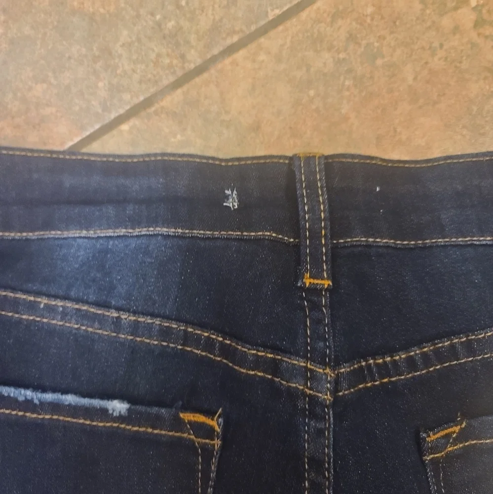 KanCan NWT Skinny Jeans Dark Wash size Xl - Picture 7 of 10